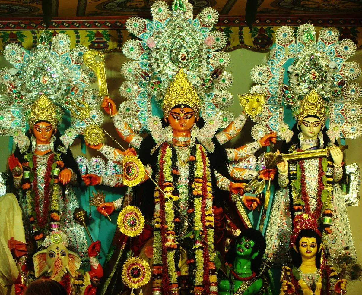 Saptami Pujo Porikroma 2: Sabeki Bari Pujo in Kolkata